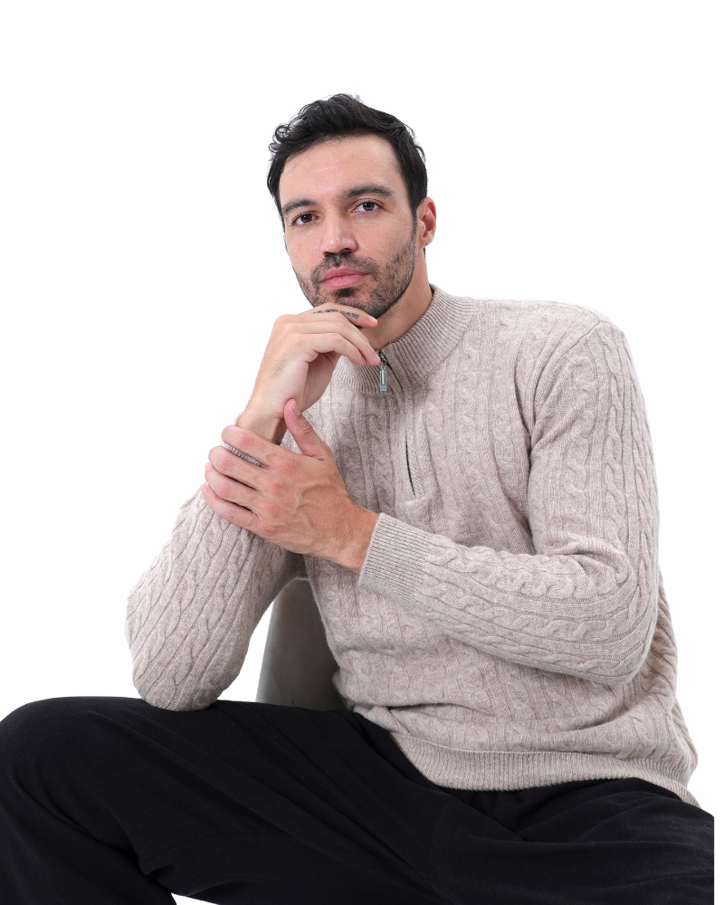 100% Cashmere Knitted Sweater with Half Zip