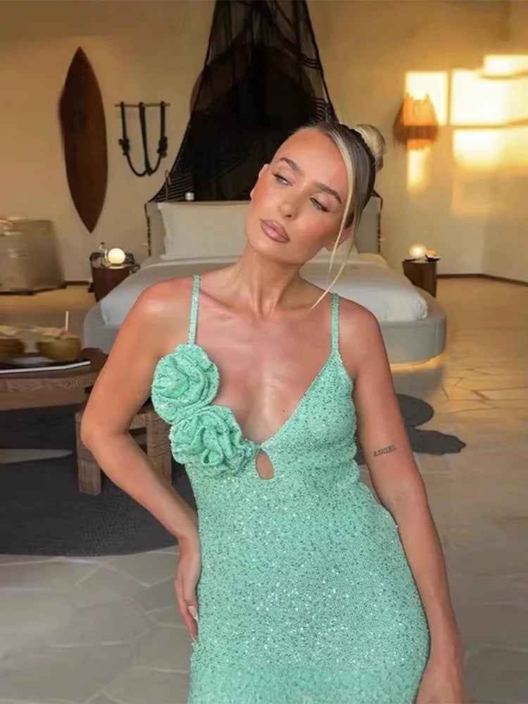 Selena Glamorous Floor-Length Sequin Dress with Spaghetti Straps